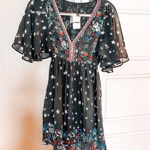 Cute boutique mixed print dress